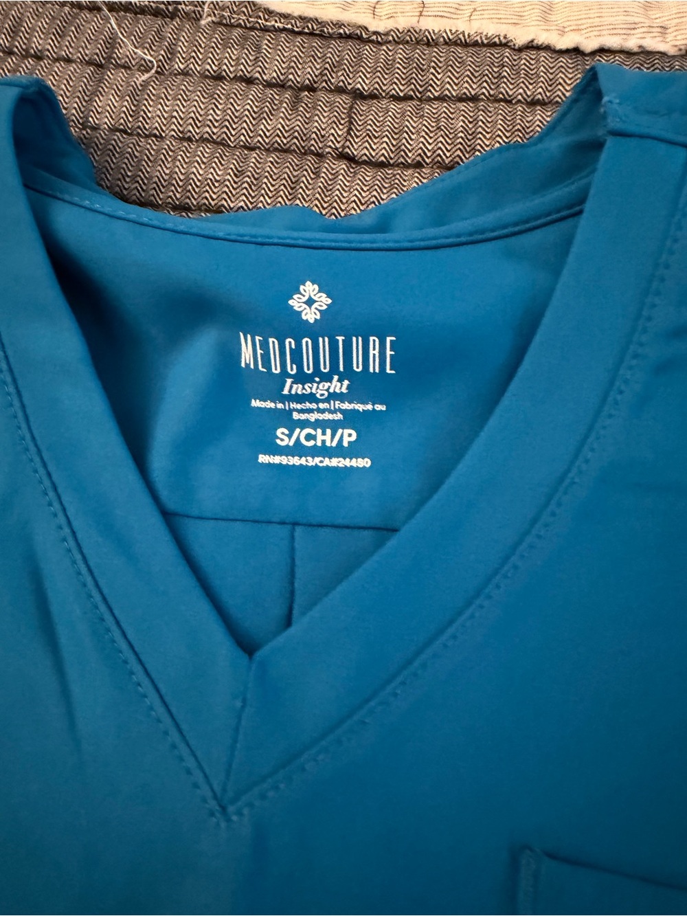 Med Couture Insight Women's Teal V-Neck Scrub Top